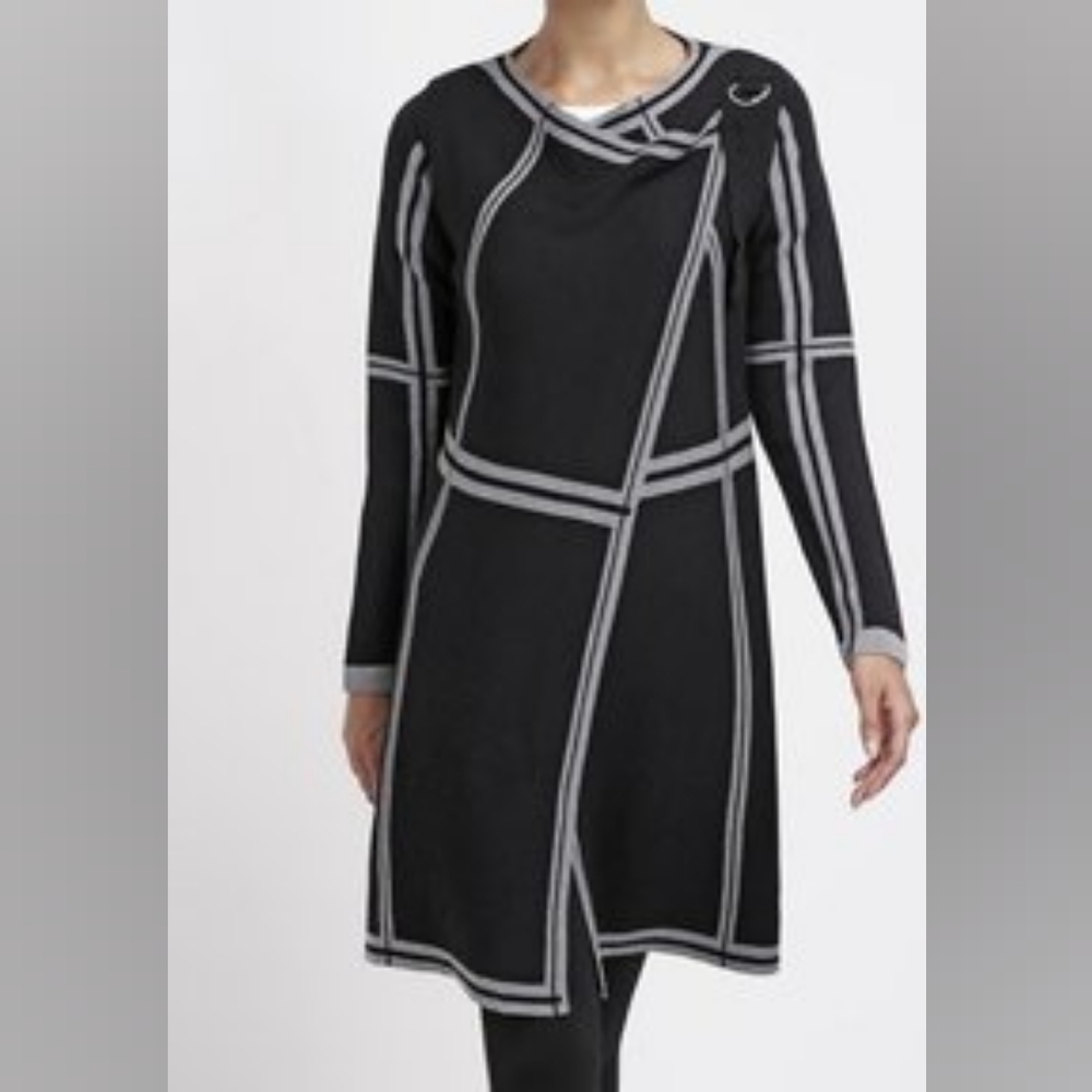 Elegant Black Cardican With Gray Stripes Size 40 EU